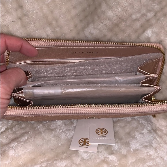 🚫SOLD! Tory Burch Marion Wallet - Rose Gold - Picture 4 of 7